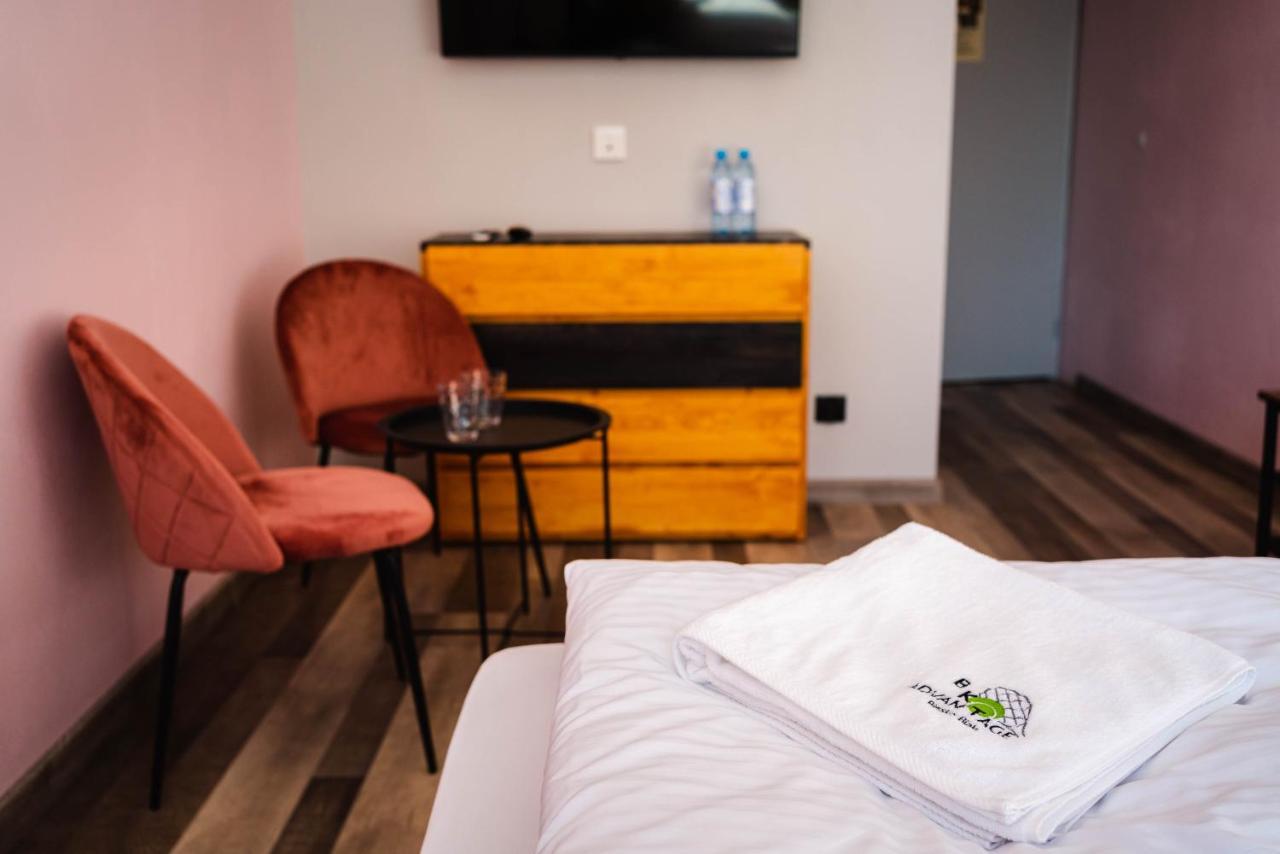 Tenis Park Advantage Bed and breakfast