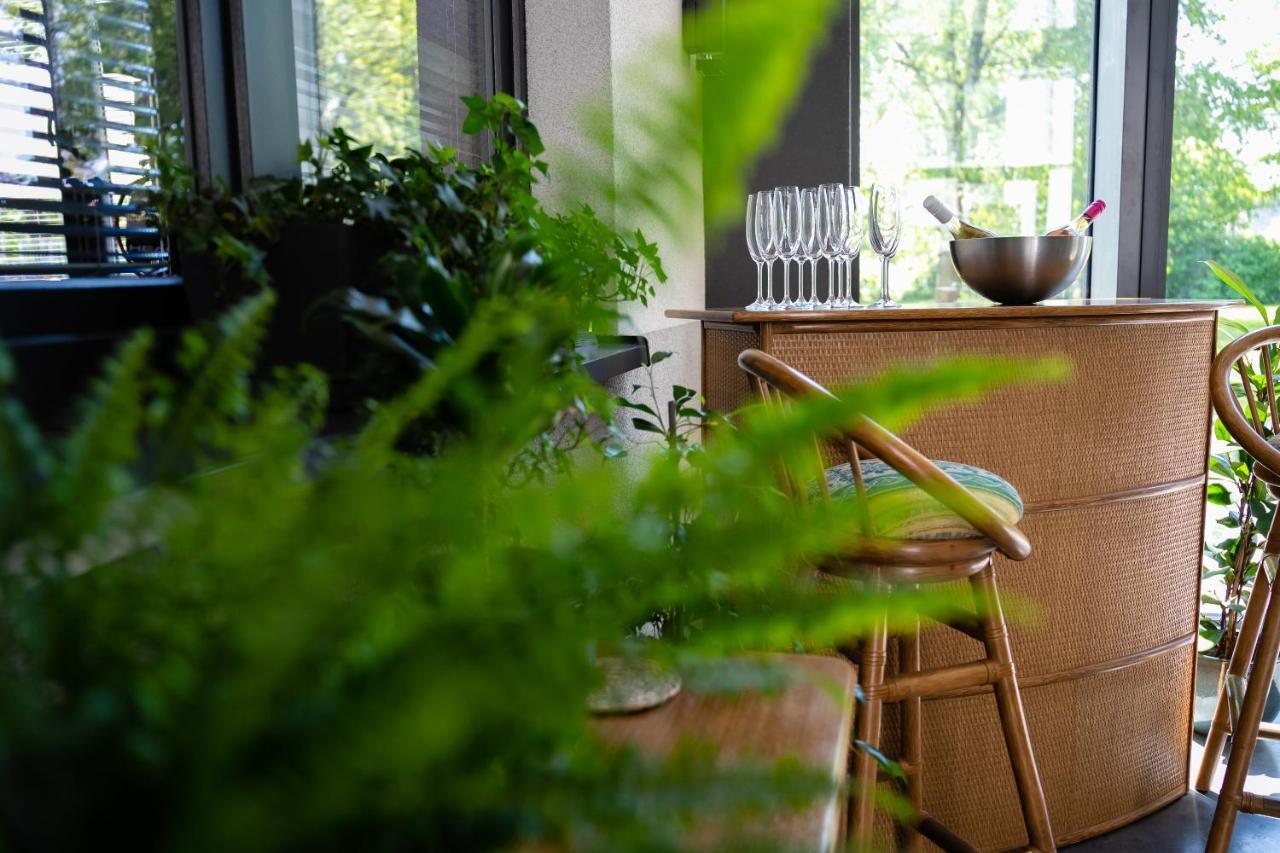 Tenis Park Advantage Bed and breakfast